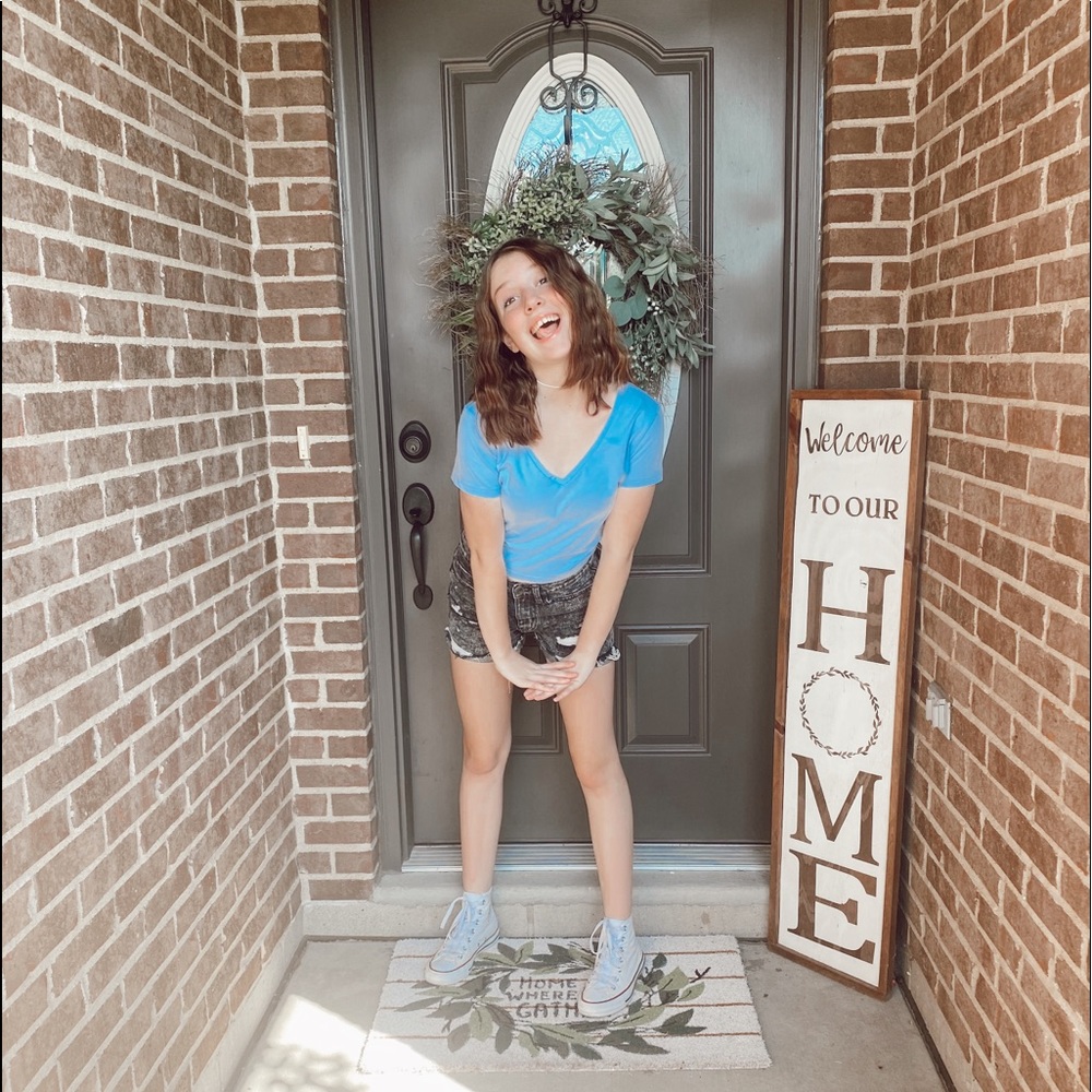 Meet your Posher, Brey - Picture 4 of 4